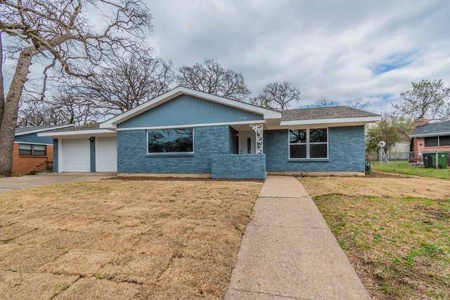 1116 Karla Drive, Hurst, TX 76053