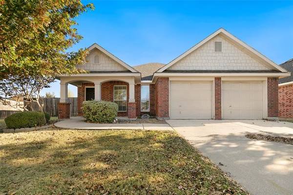 201 Bayfield Drive, Mansfield, TX 76063