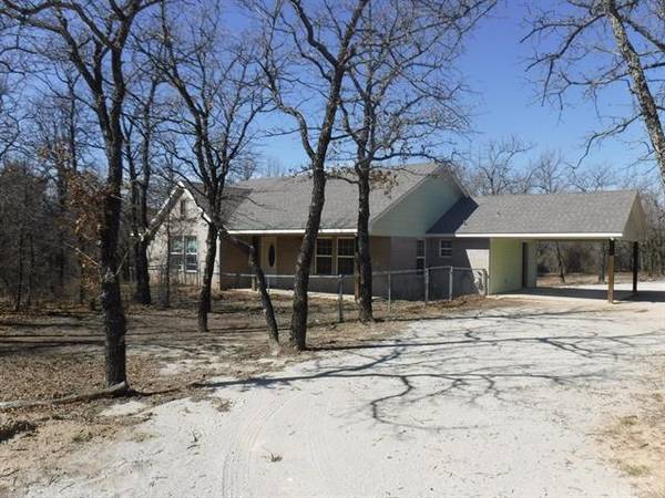 211 Spring Valley Road, Paradise, TX 76073