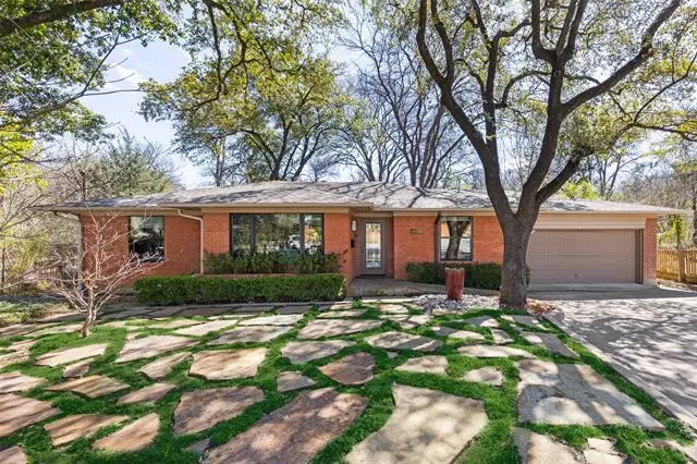 6776 Patrick Circle, Dallas, TX 75214