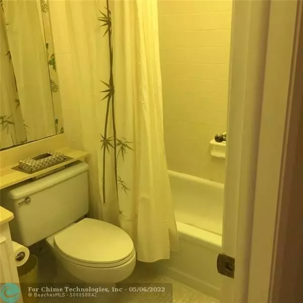 Pompano Beach, FL 33062,1541 S Ocean Blvd  #306