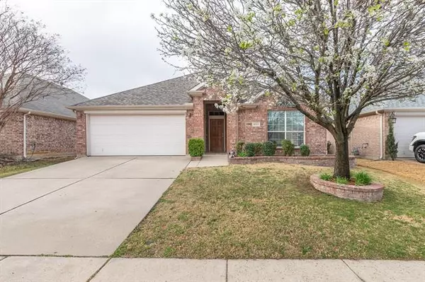 4512 Dragonfly Way, Fort Worth, TX 76244