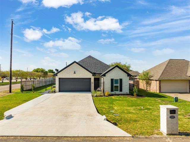 430 Alexander Street, Hillsboro, TX 76645