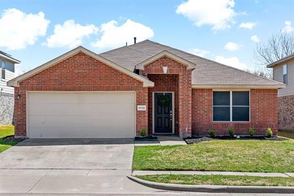 6732 Bison Trail, Watauga, TX 76137