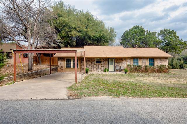 810 Woodhaven Court, Granbury, TX 76048