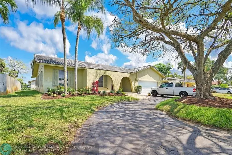 1691 NW 82nd Ave, Coral Springs, FL 33071