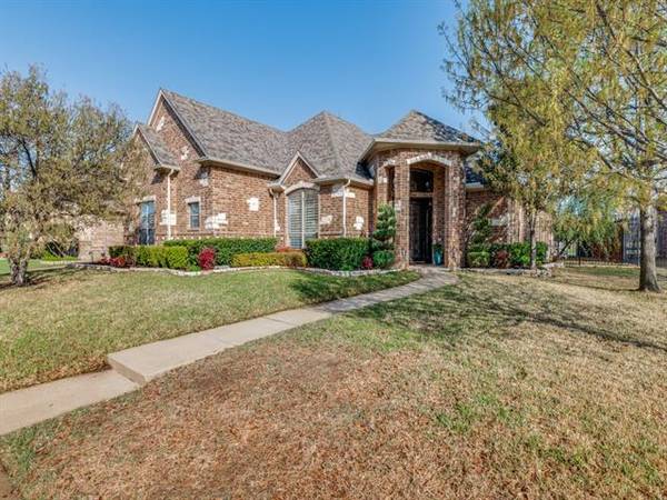 8405 Forest Glenn Court, North Richland Hills, TX 76182