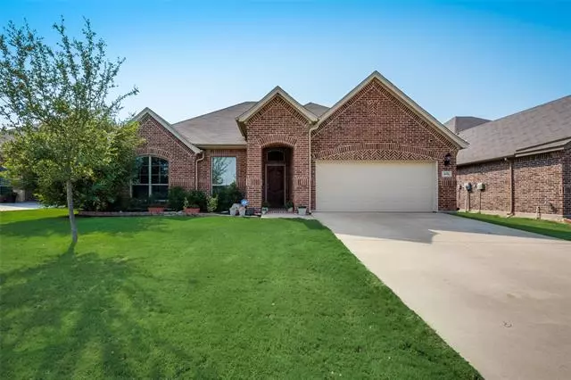 616 Peach Lane, Burleson, TX 76028