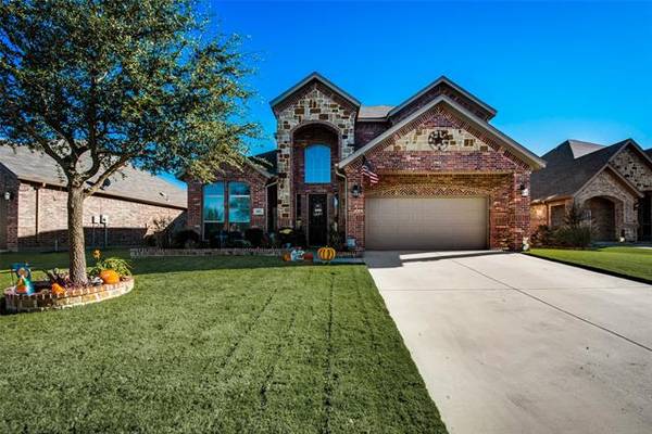 682 Plum Drive, Burleson, TX 76028