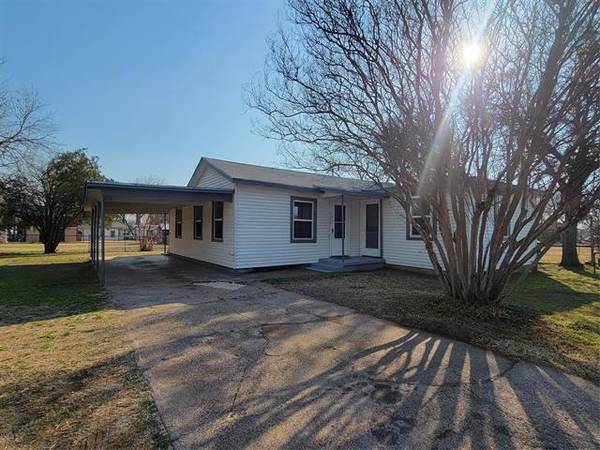 1328 Blewett Street, Graham, TX 76450