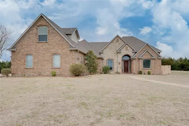 3268 Hillview Drive, Royse City, TX 75189