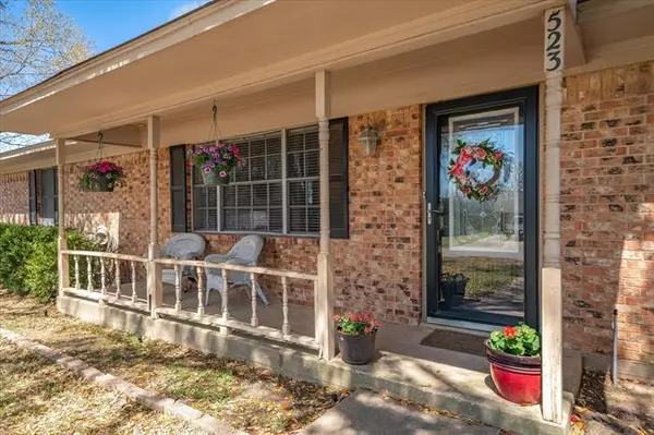 Grand Saline, TX 75140,523 Clearwater Road