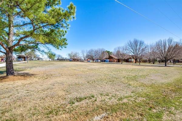 Argyle, TX 76226,950 Brush Creek Road