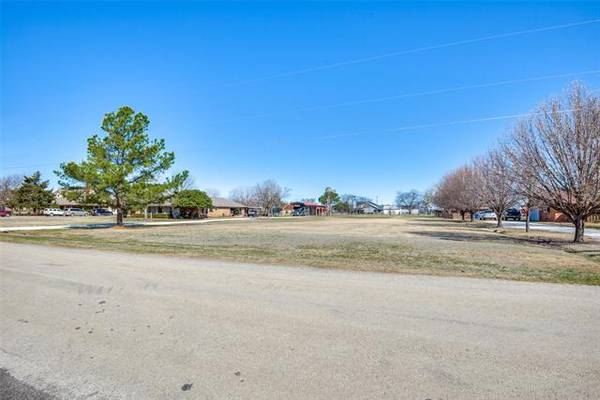 Argyle, TX 76226,950 Brush Creek Road