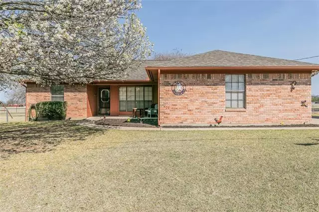 1617 Ann And Dossy Court, Crowley, TX 76036