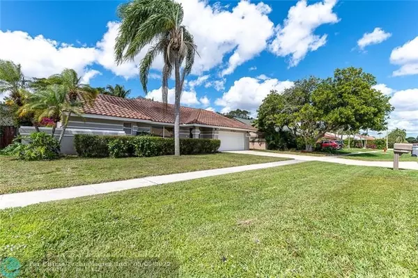 Boynton Beach, FL 33437,9785 Majestic Way