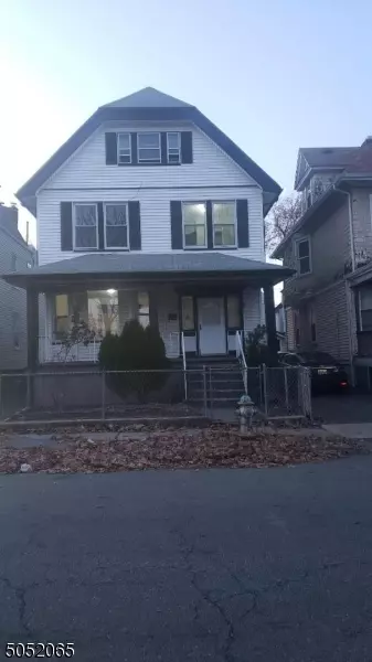 81 N 22nd St, East Orange City, NJ 07017