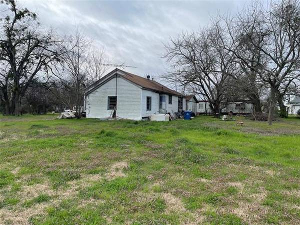 205 Paris Street, Cumby, TX 75433