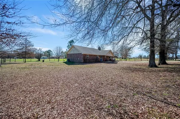 Idabel, OK 74745,54 Cats Eye Loop