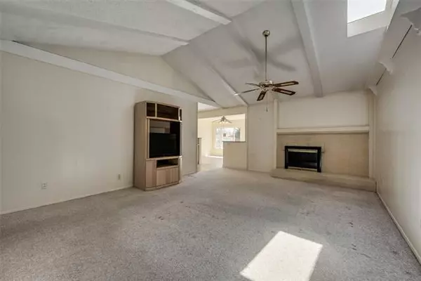 Mesquite, TX 75150,504 Via Sevilla