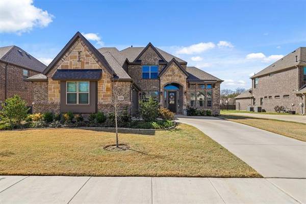 6858 Four Sixes Ranch Road, North Richland Hills, TX 76182