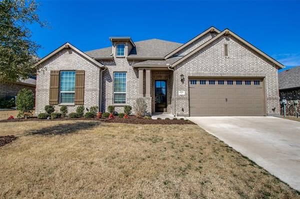 347 Country Meadows Boulevard, Waxahachie, TX 75165