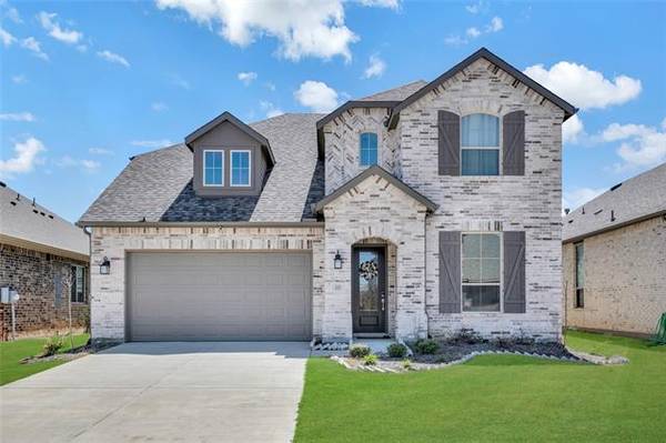 1420 Arrowwood Drive, Aubrey, TX 76227