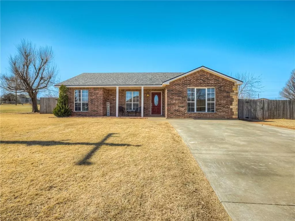 Hinton, OK 73047,504 N Vernon Avenue