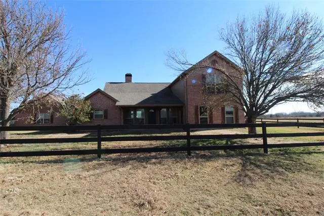 970 Pioneer Road, Rhome, TX 76078