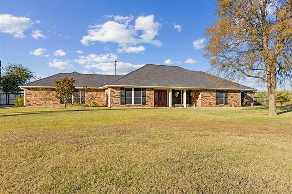 2027 Bells Chapel Road, Pecan Hill, TX 75165