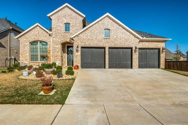 6300 Whiskerbrush Road, Flower Mound, TX 76226