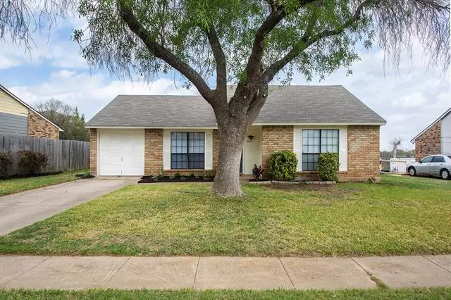 Fort Worth, TX 76133,3716 Seven Gables Street