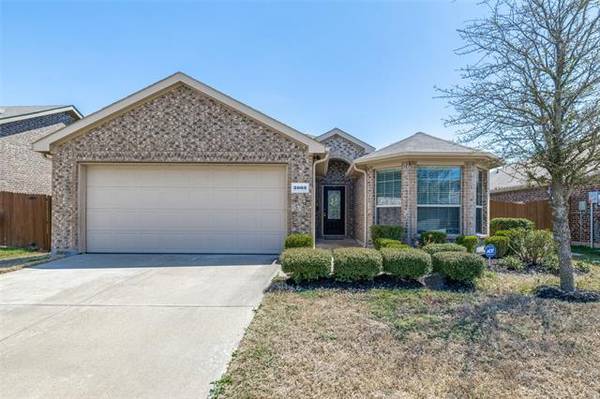 2003 Sterling Gate Drive, Heartland, TX 75126