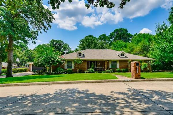 1717 Avalon Drive, Colleyville, TX 76034