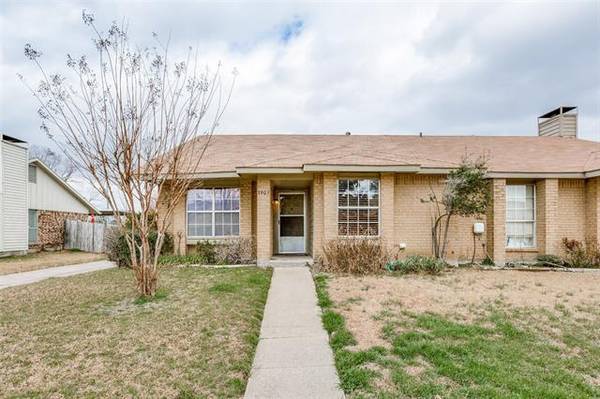 3905 Queens Court, Garland, TX 75043