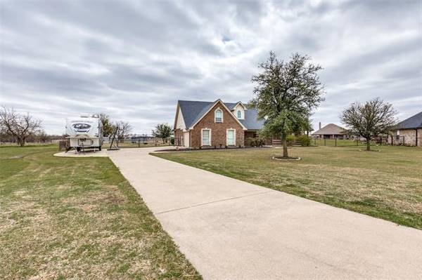 New Fairview, TX 76078,444 Skyview Court