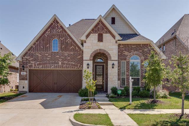 807 Red Maple Road, Euless, TX 76039