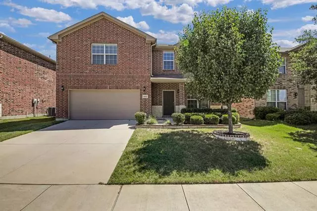 10912 Hawks Landing Road, Fort Worth, TX 76052