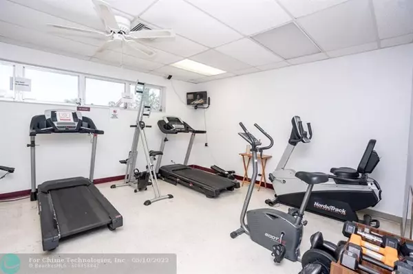 Hollywood, FL 33021,5300 Washington St  #333P