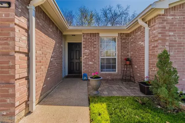 Arlington, TX 76018,5807 Diamond Oaks Court