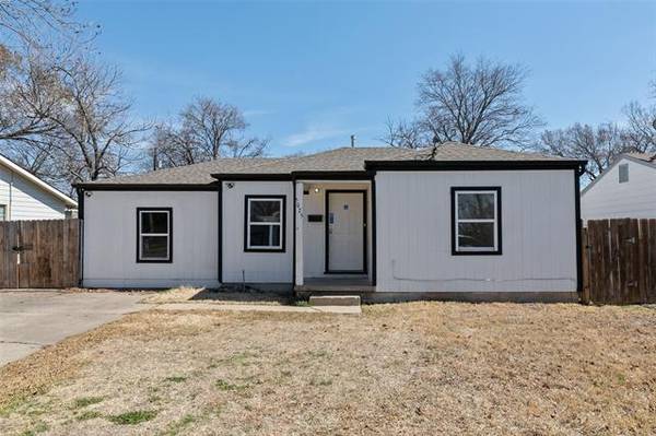 5025 Glen Park Drive, Fort Worth, TX 76119