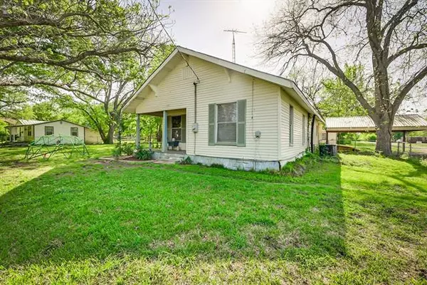 Richland, TX 76681,504 N Milam Avenue