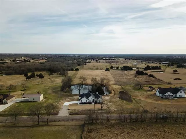 3327 County Road 2182, Greenville, TX 75402