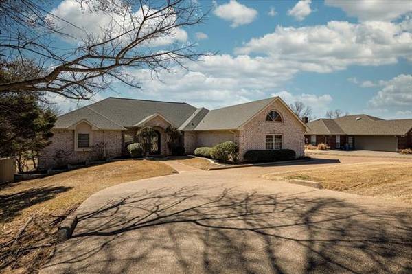 6429 Buena Vista Drive, Granbury, TX 76049