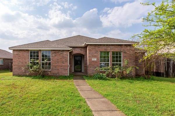 209 Singleton Drive, Royse City, TX 75189