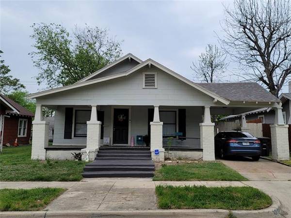 1212 W Arlington Avenue, Fort Worth, TX 76110