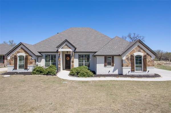 120 Oak Bend Trail, Lipan, TX 76462