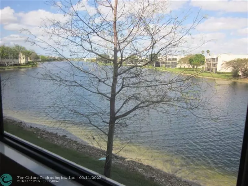 10738 W Clairmont Cir  #206, Tamarac, FL 33321