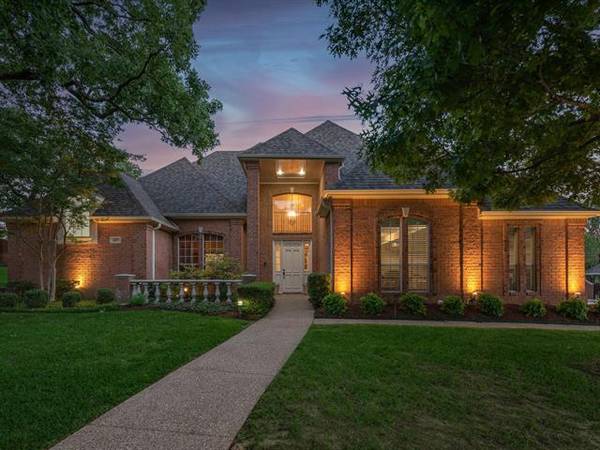 607 Loving Court, Southlake, TX 76092