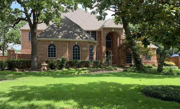 608 Llano Court, Southlake, TX 76092